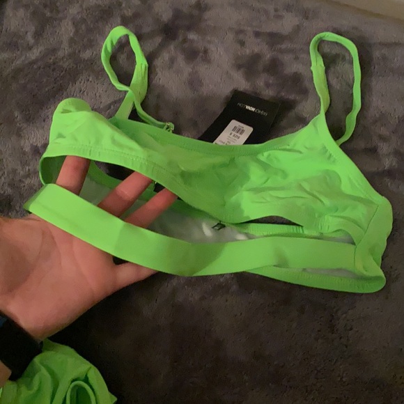 Neon green thong bikini never worn - Picture 4 of 4